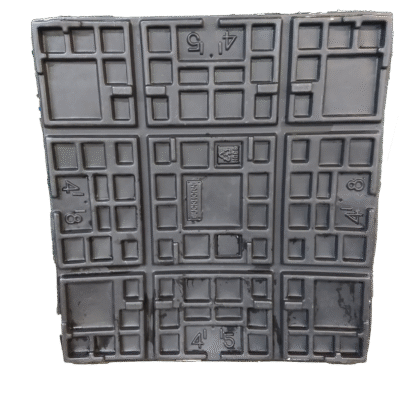 Used Buckhorn 45″ x 48″ x 3″ Thermoformed Lid